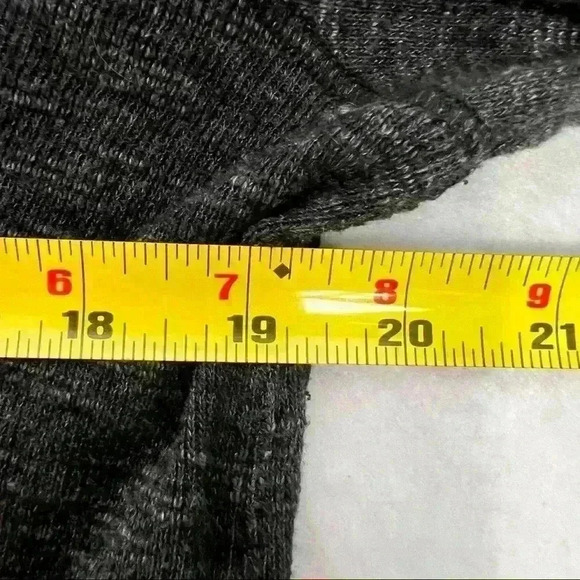 FREE PEOPLE WE THE FREE Sz M Split Back Turtleneck Top Dark Gray Thermal Tunic - Picture 9 of 11